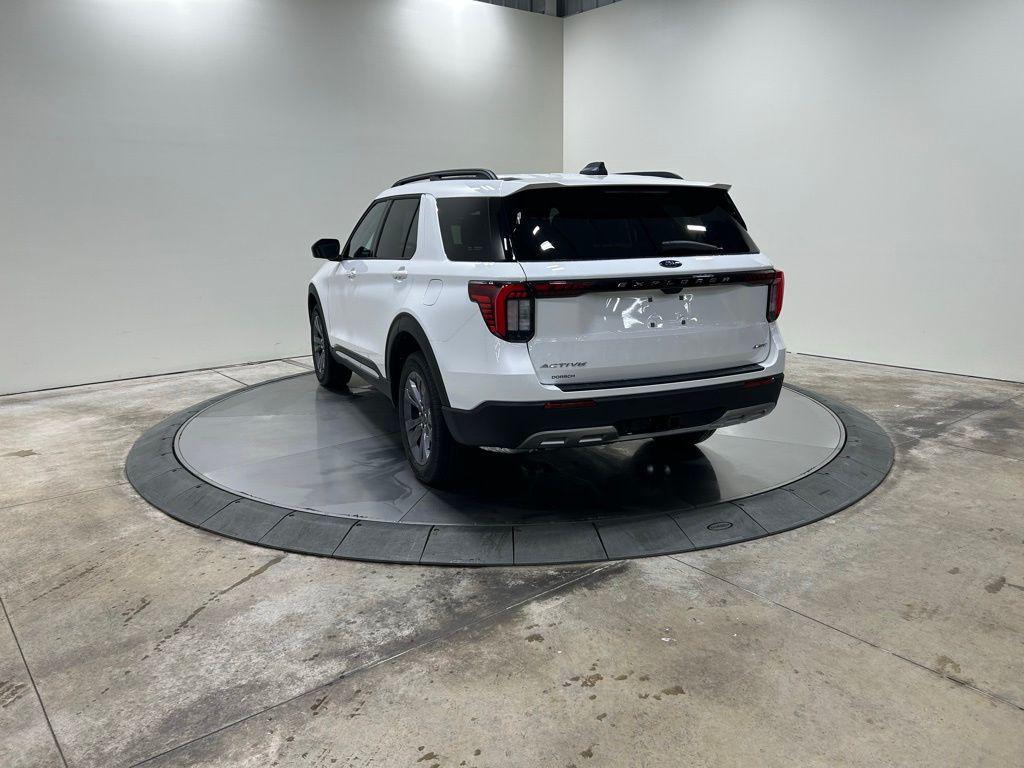 new 2025 Ford Explorer car, priced at $48,110