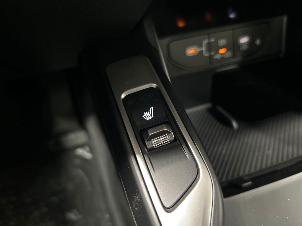 new 2025 Kia Sorento car, priced at $36,374