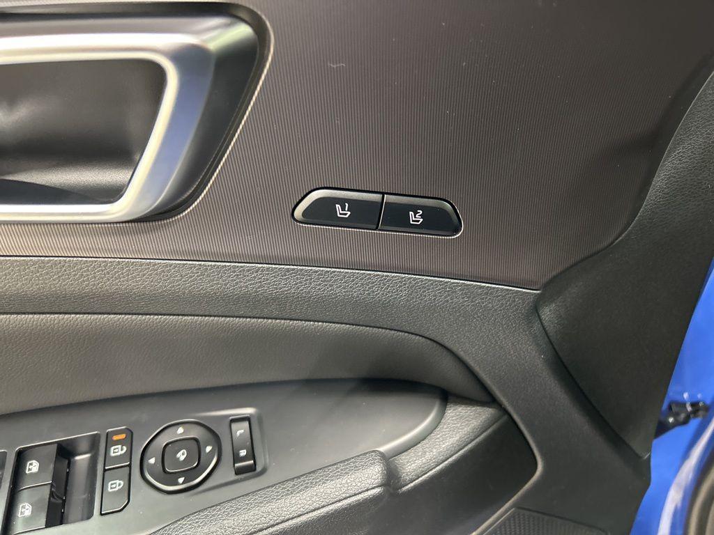 new 2026 Kia Sportage car, priced at $38,706