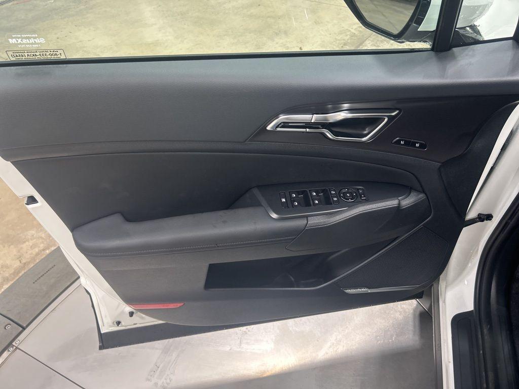 new 2026 Kia Sportage Hybrid car, priced at $42,480