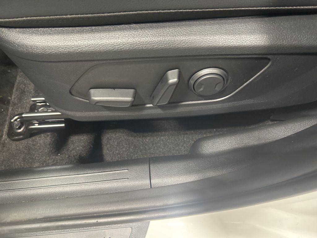 new 2026 Kia Sportage Hybrid car, priced at $42,480