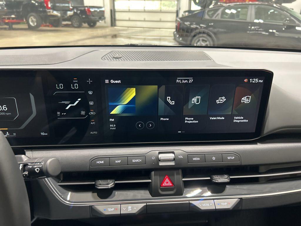 new 2025 Kia K4 car, priced at $23,957