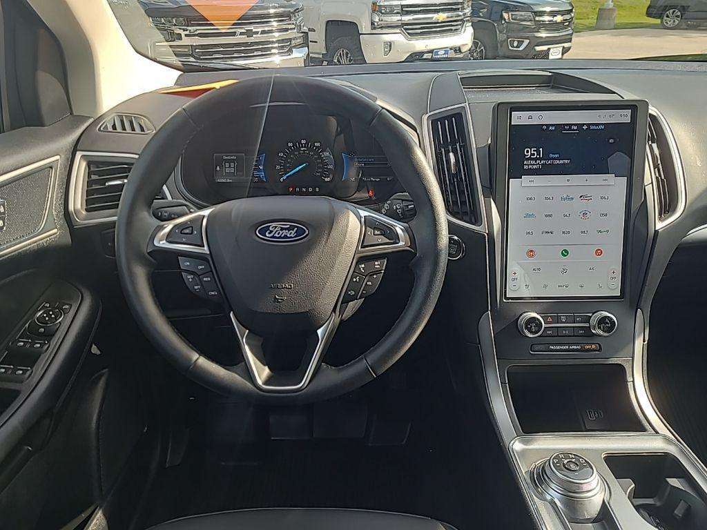 used 2022 Ford Edge car, priced at $24,256