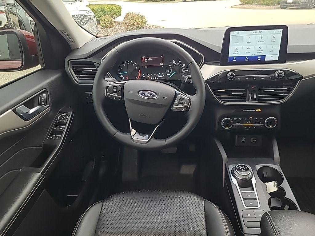 used 2022 Ford Escape car, priced at $22,423