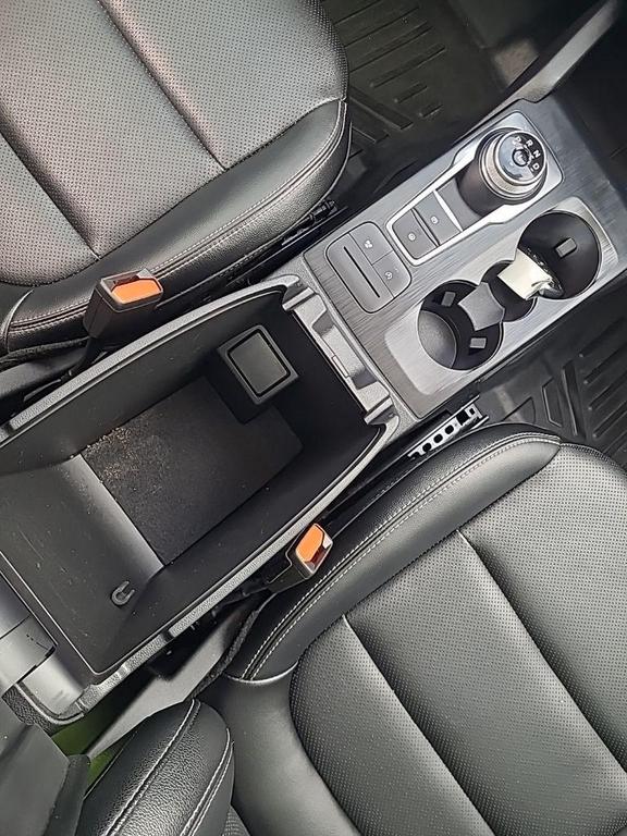 used 2022 Ford Escape car, priced at $22,423