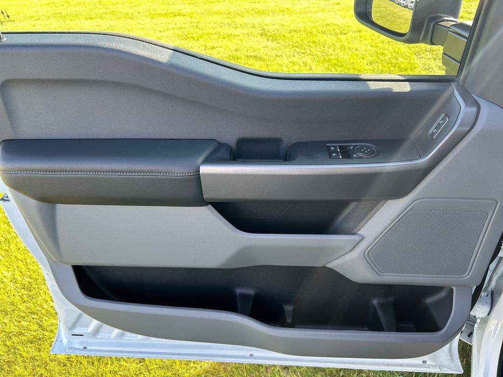 new 2025 Ford F-350 car, priced at $68,242