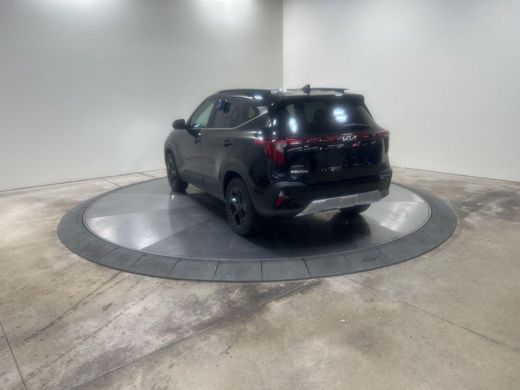 new 2026 Kia Seltos car, priced at $30,272