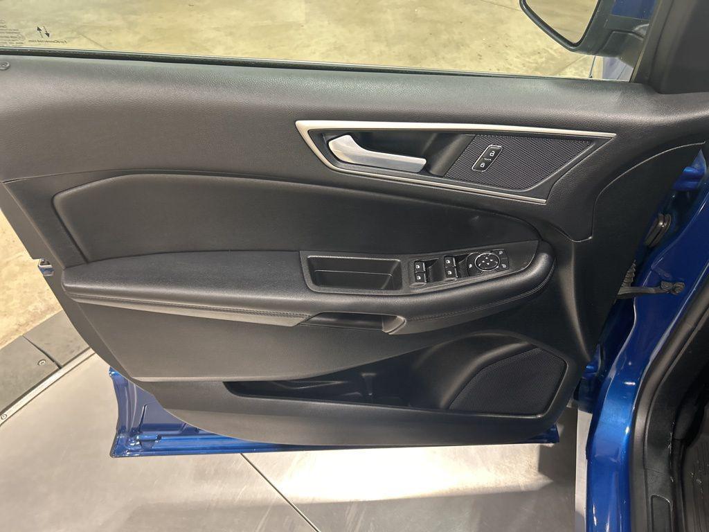used 2022 Ford Edge car, priced at $25,958