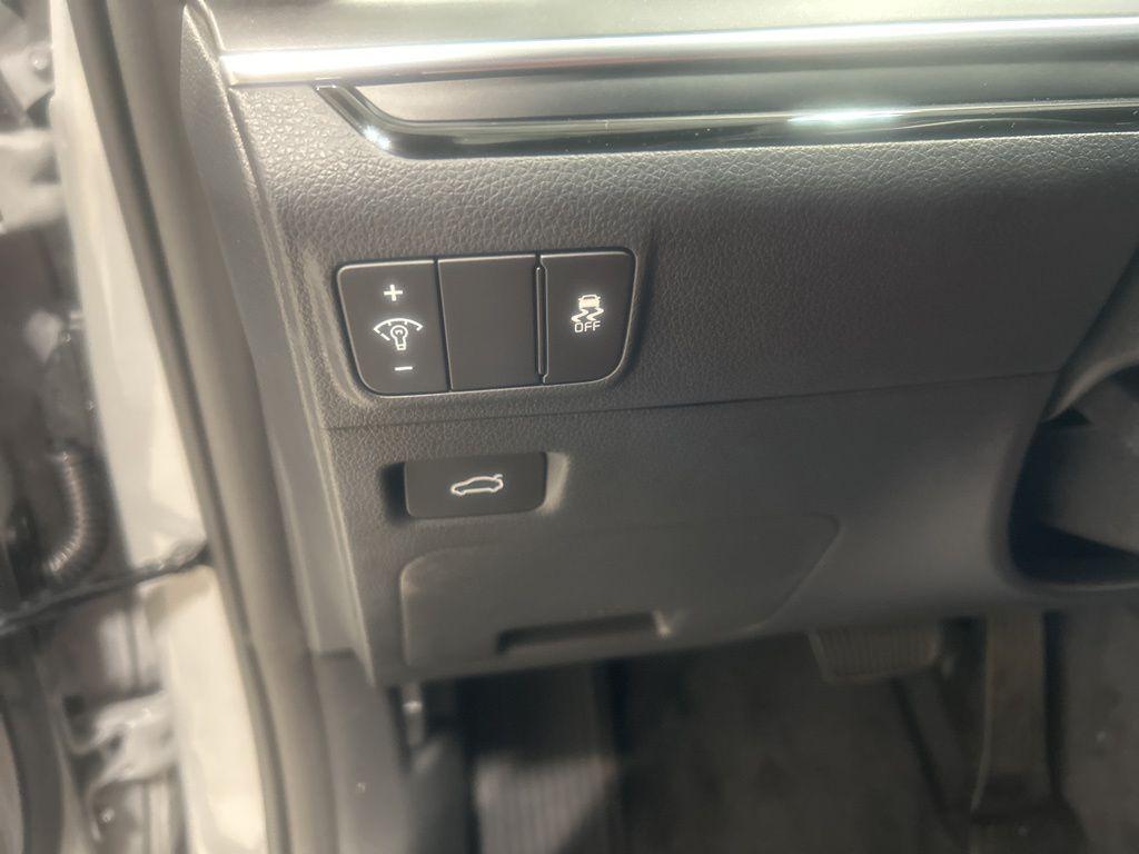 new 2026 Kia K5 car, priced at $31,550