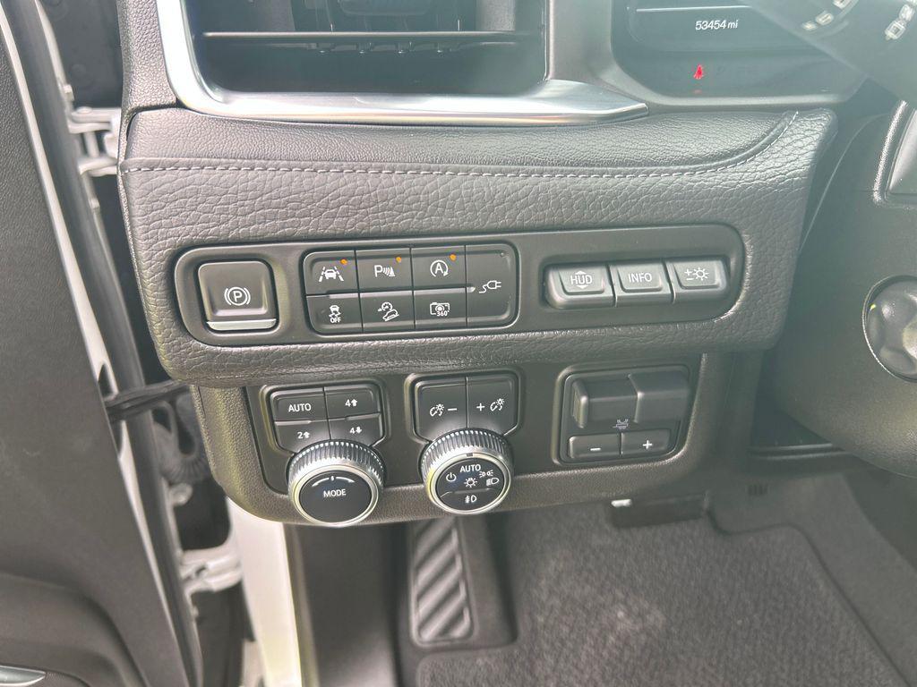 used 2022 GMC Yukon XL car, priced at $58,708