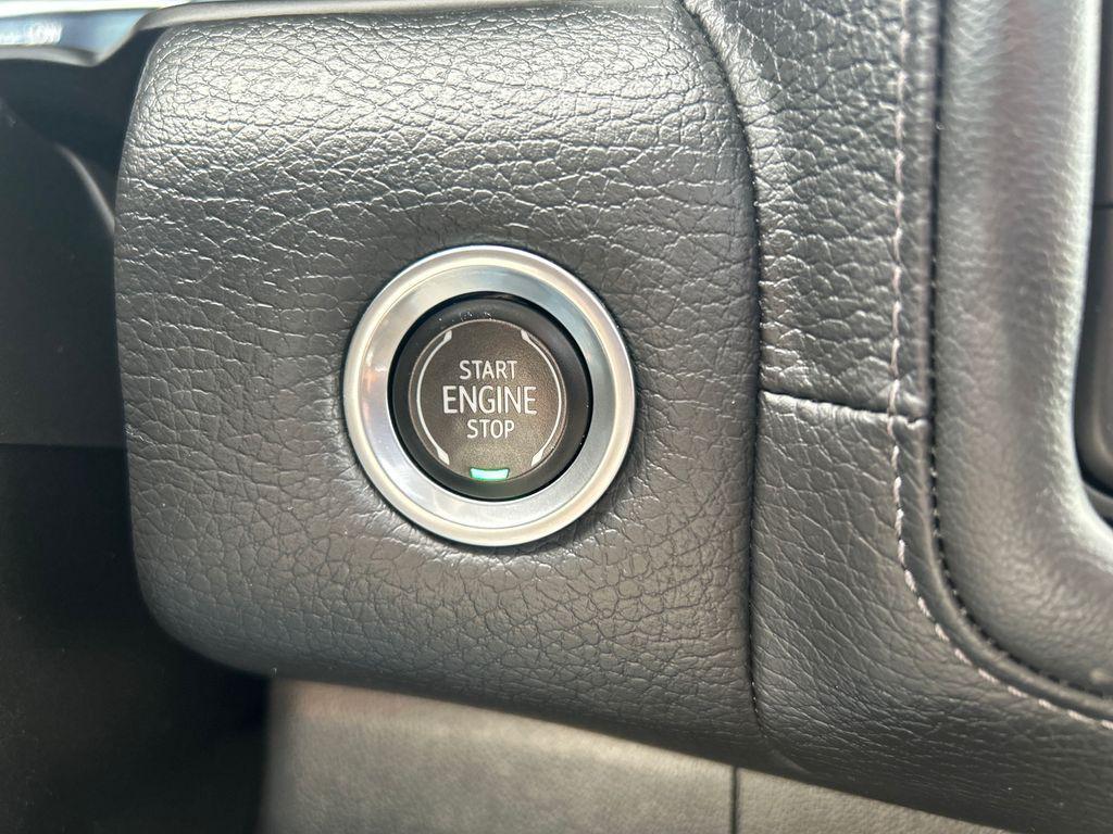 used 2022 GMC Yukon XL car, priced at $58,708