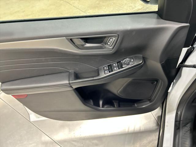 new 2025 Ford Escape car, priced at $32,428