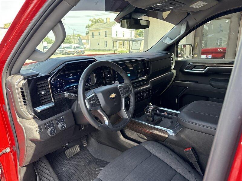 used 2024 Chevrolet Silverado 1500 car, priced at $46,900