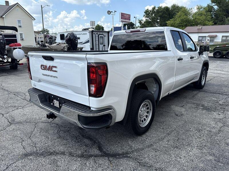 used 2024 GMC Sierra 1500 car, priced at $30,900