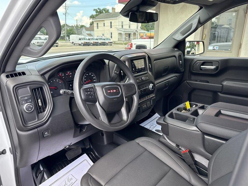 used 2024 GMC Sierra 1500 car, priced at $30,900