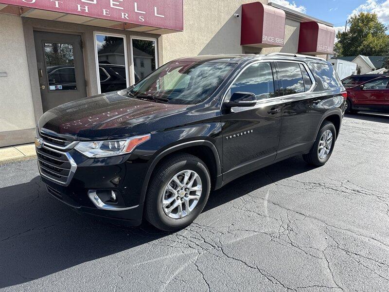 used 2021 Chevrolet Traverse car, priced at $24,900