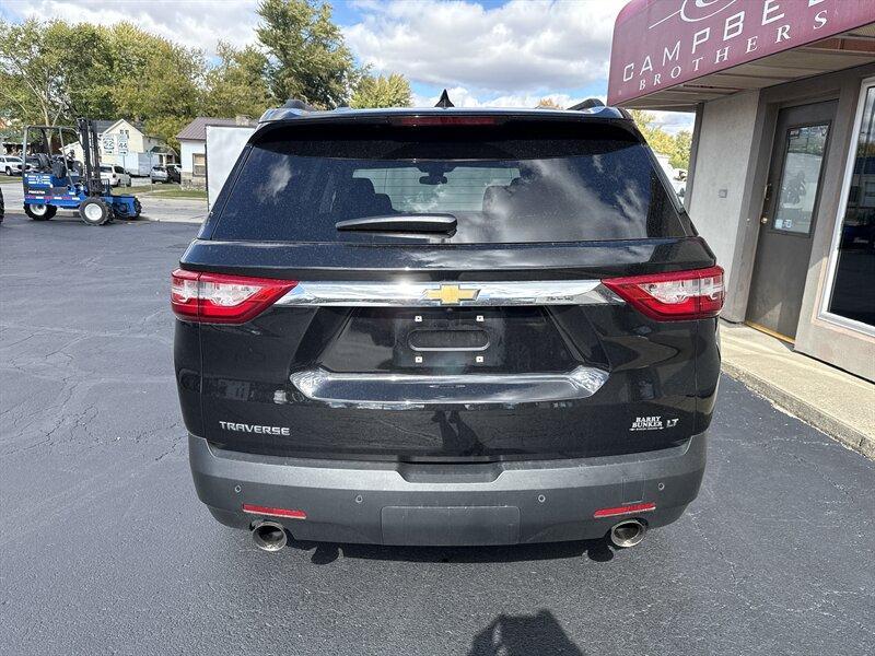used 2021 Chevrolet Traverse car, priced at $24,900