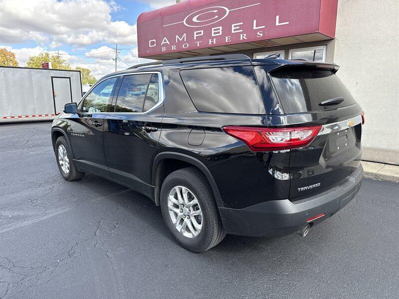 used 2021 Chevrolet Traverse car, priced at $24,900