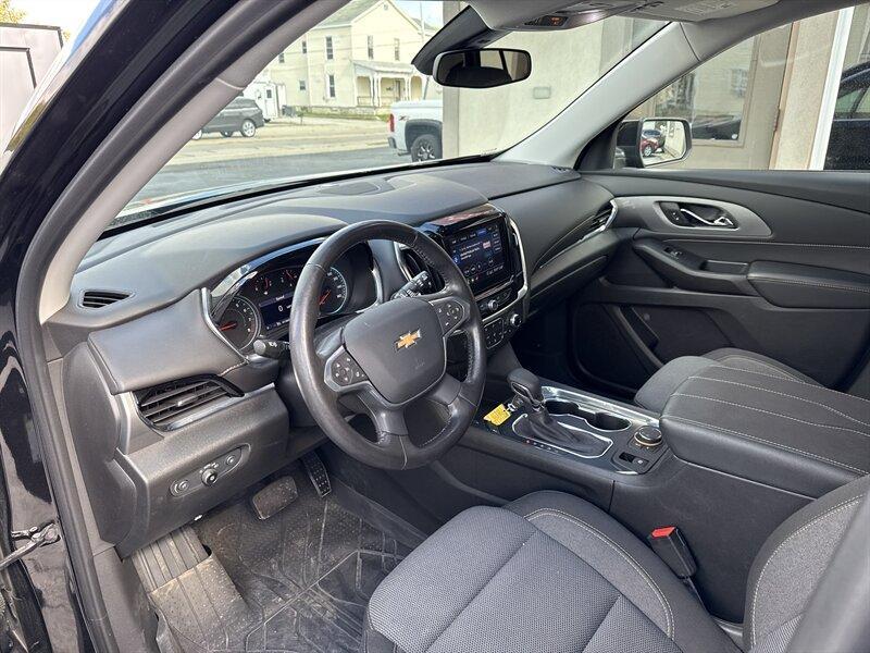used 2021 Chevrolet Traverse car, priced at $24,900