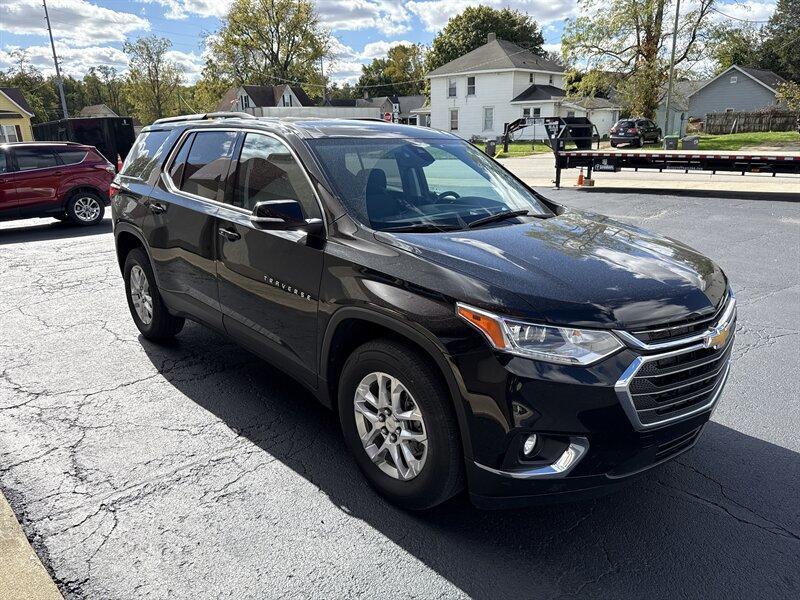 used 2021 Chevrolet Traverse car, priced at $24,900