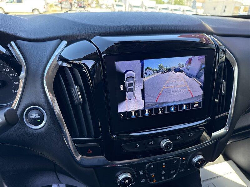 used 2021 Chevrolet Traverse car, priced at $31,900