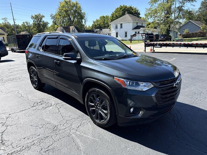 used 2021 Chevrolet Traverse car, priced at $31,900