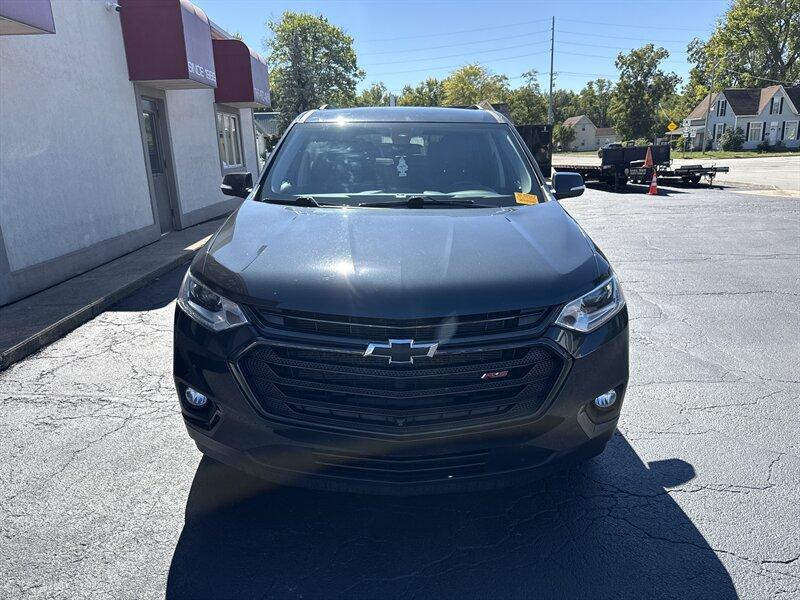 used 2021 Chevrolet Traverse car, priced at $31,900