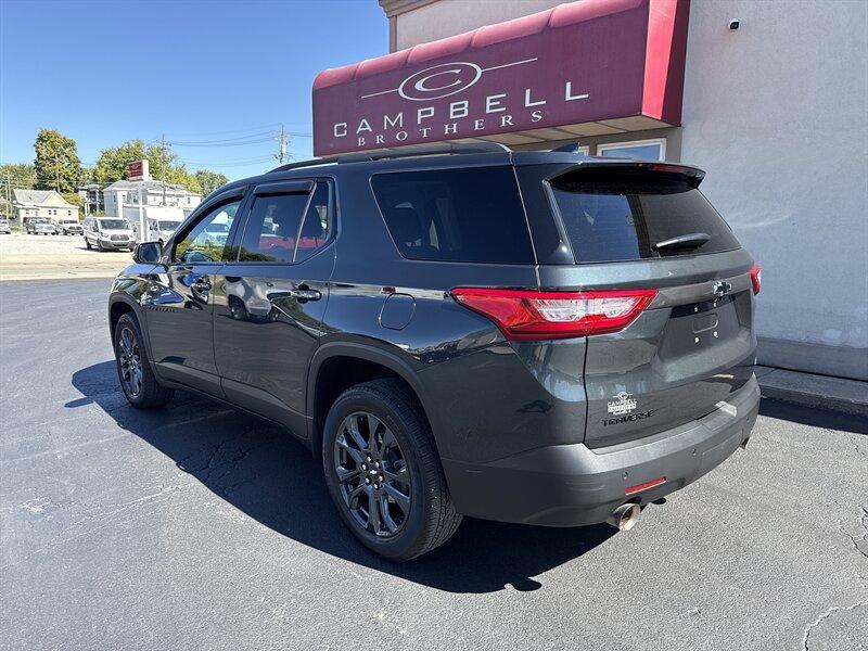 used 2021 Chevrolet Traverse car, priced at $31,900