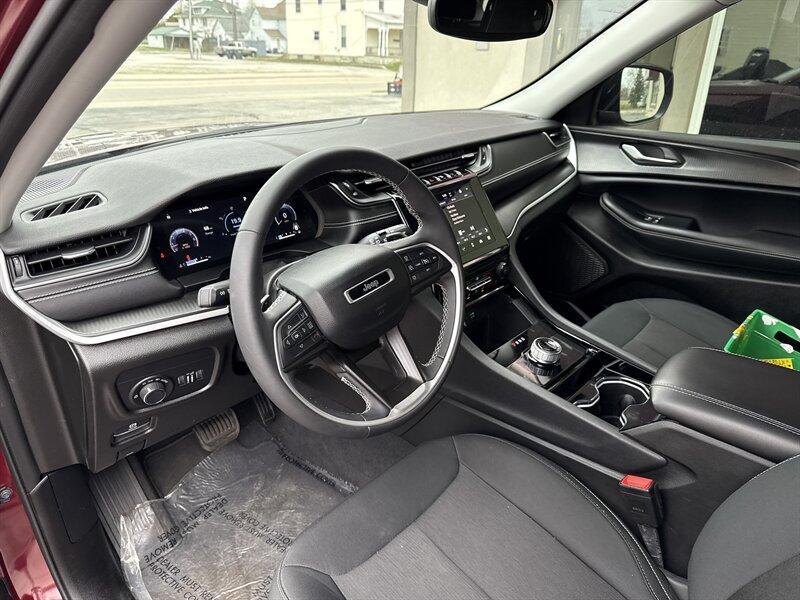 used 2023 Jeep Grand Cherokee car, priced at $30,900