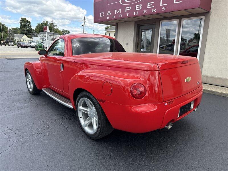 used 2004 Chevrolet SSR car, priced at $30,900