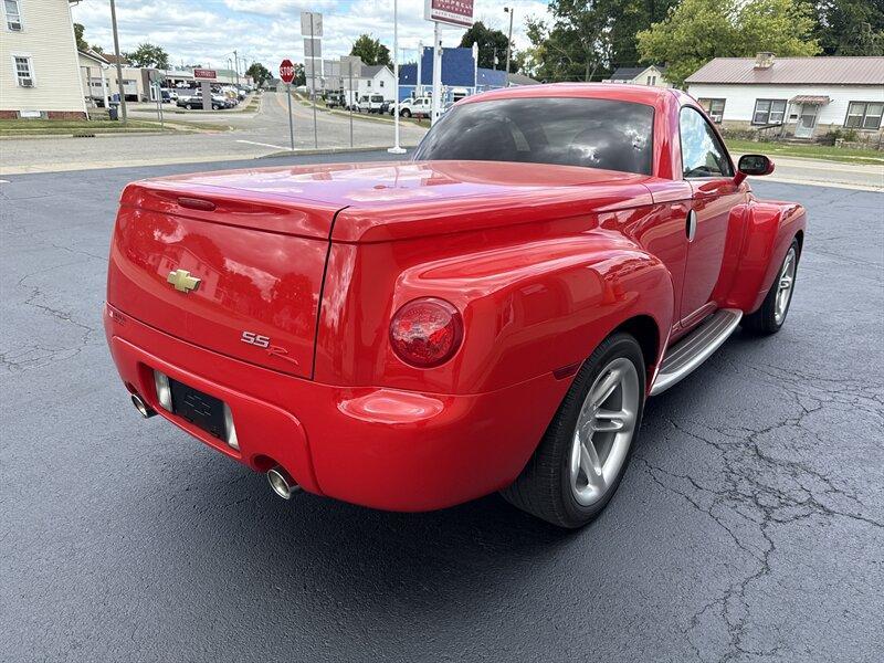 used 2004 Chevrolet SSR car, priced at $30,900
