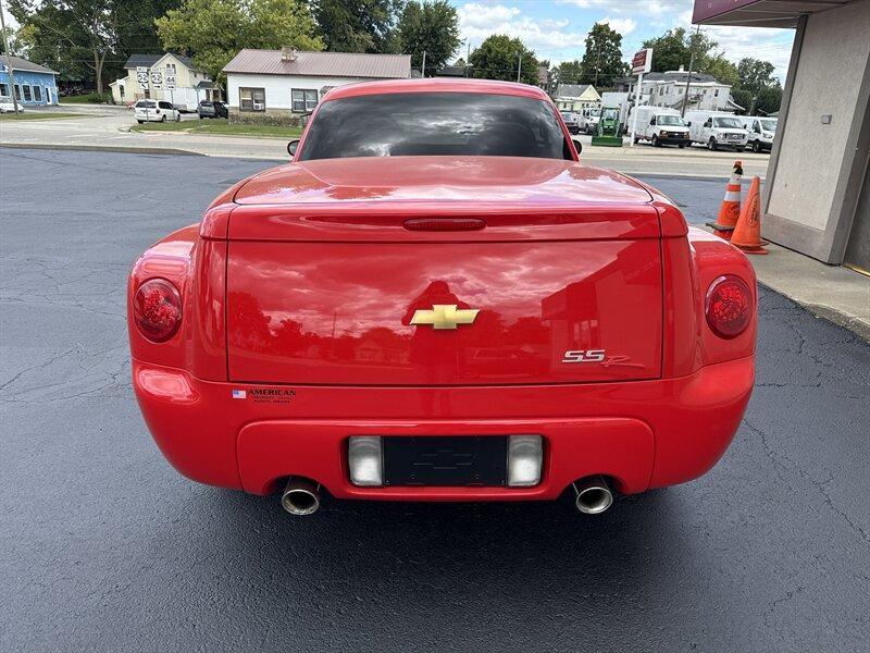 used 2004 Chevrolet SSR car, priced at $30,900