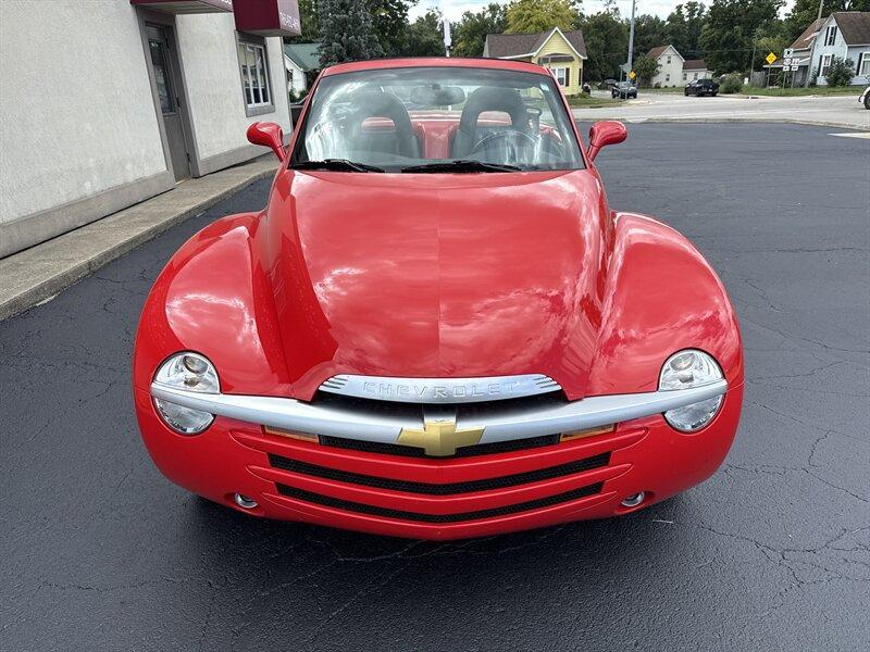used 2004 Chevrolet SSR car, priced at $30,900