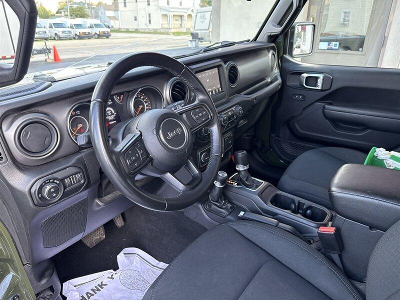 used 2022 Jeep Gladiator car, priced at $29,900