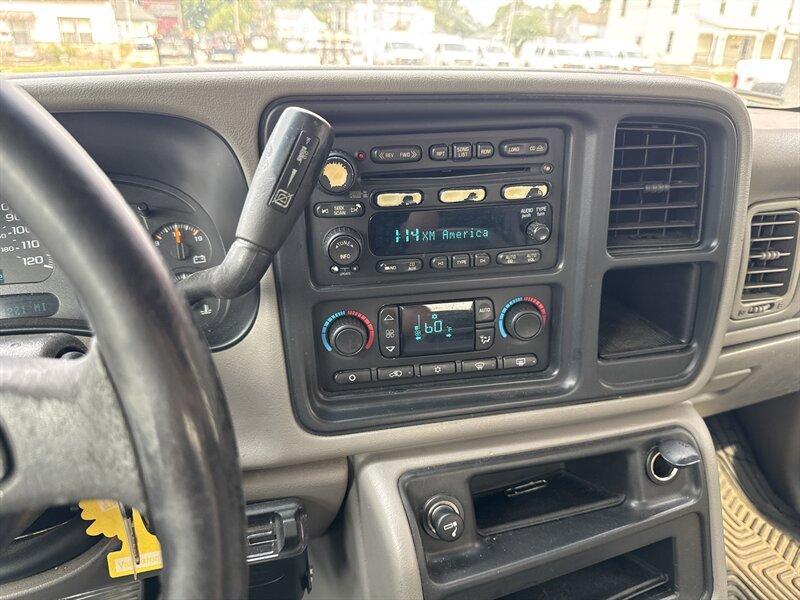 used 2005 GMC Sierra 2500 car, priced at $8,900