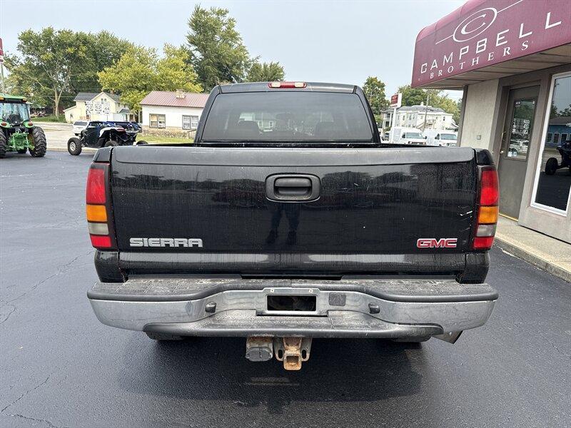 used 2005 GMC Sierra 2500 car, priced at $8,900