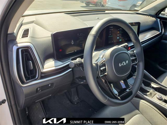 used 2025 Kia Sorento car, priced at $32,995