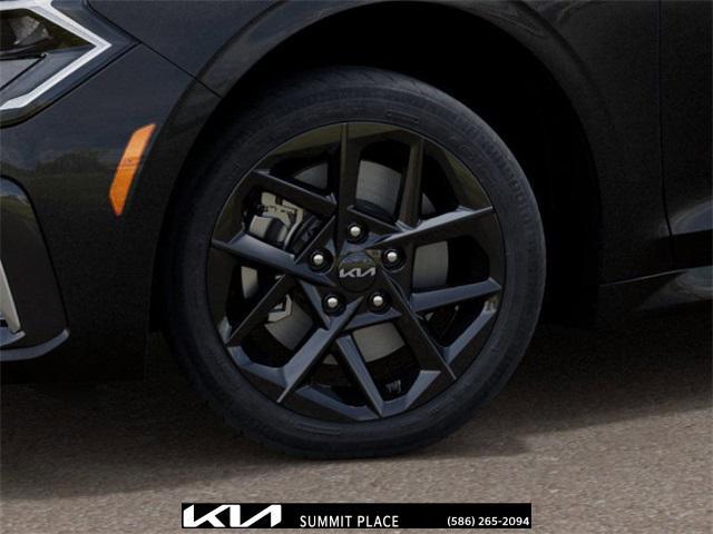 new 2025 Kia K5 car, priced at $27,550