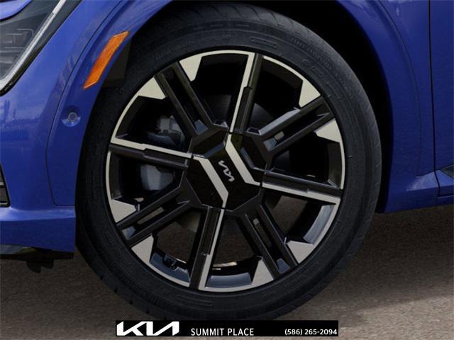 new 2025 Kia EV6 car, priced at $55,370