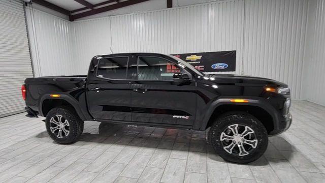 new 2025 GMC Canyon car, priced at $52,335