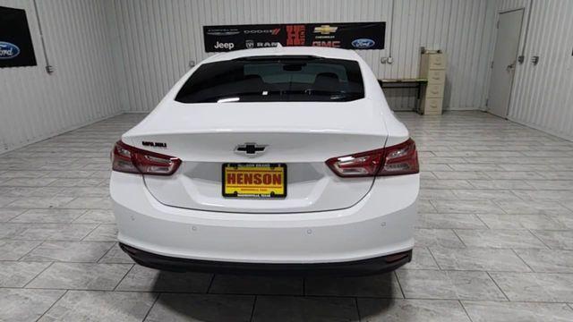 new 2025 Chevrolet Malibu car, priced at $30,731