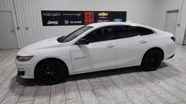 new 2025 Chevrolet Malibu car, priced at $30,731