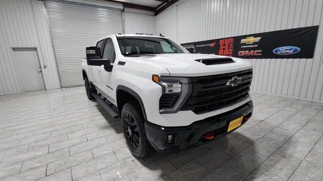 new 2025 Chevrolet Silverado 2500 car, priced at $77,101