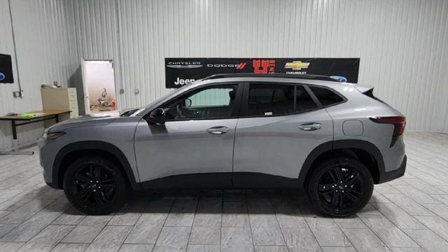 new 2025 Chevrolet Trax car, priced at $25,889
