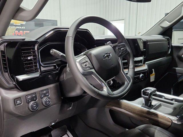 new 2025 Chevrolet Silverado 1500 car, priced at $58,744