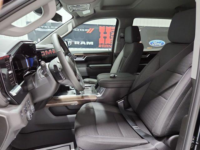 new 2025 Chevrolet Silverado 1500 car, priced at $58,744