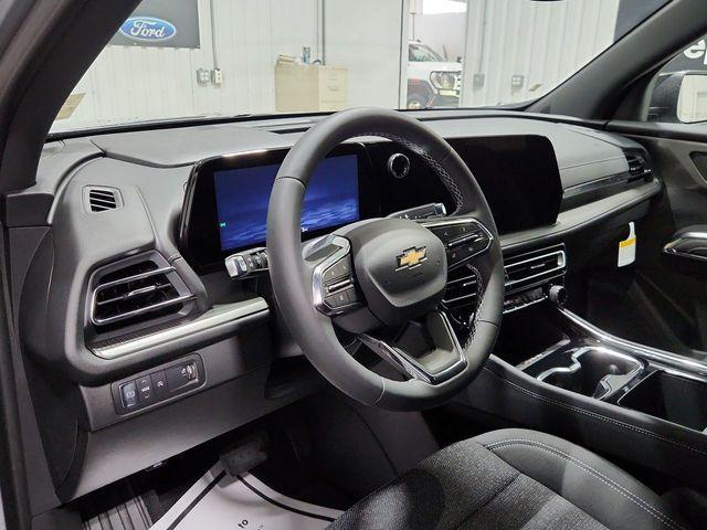 new 2025 Chevrolet Traverse car, priced at $45,445