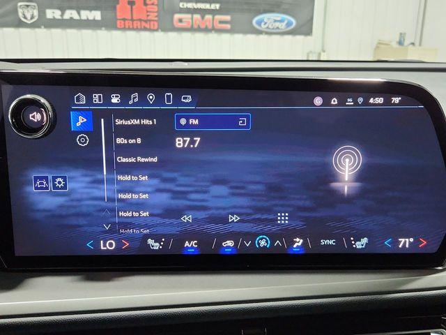 new 2025 Chevrolet Traverse car, priced at $45,445