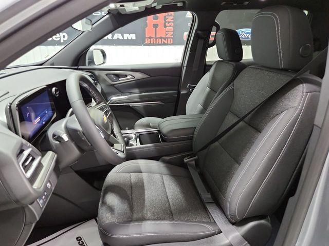 new 2025 Chevrolet Traverse car, priced at $45,445