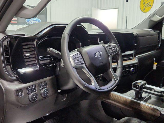 used 2023 Chevrolet Silverado 1500 car, priced at $45,999